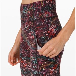 New w/ tags Lululemon High-Rise Tight 25"